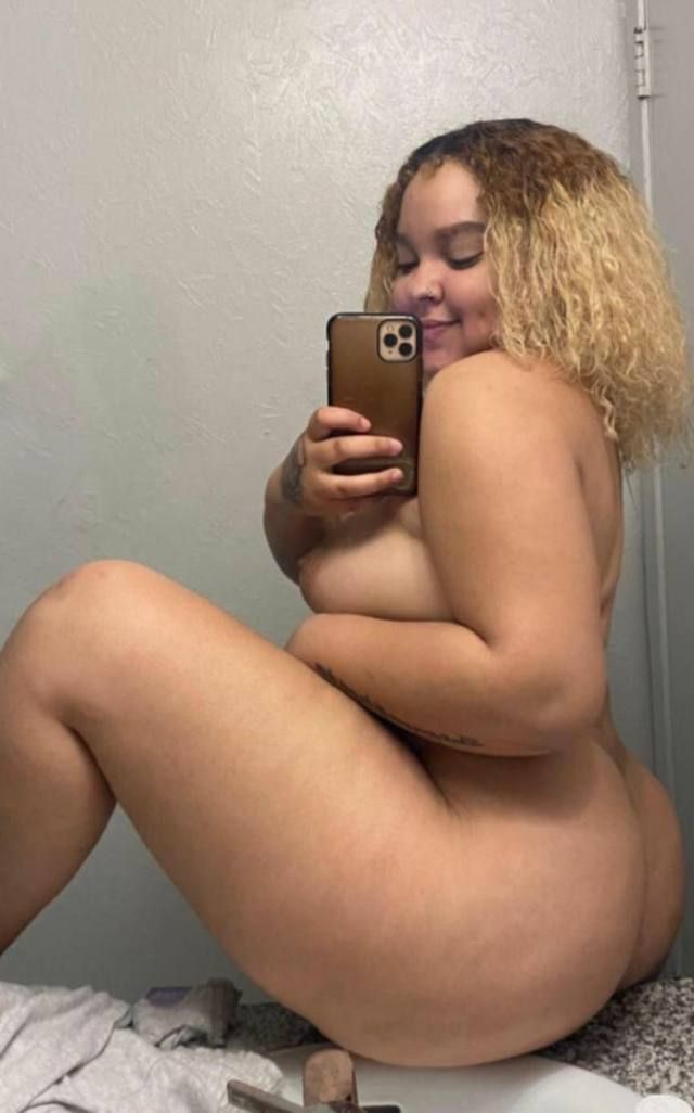 BADDEST SQUIRTER 😈🥶NOW IN TOWN Text Me On **+1872-201-2966 **WITH YOUR LOCATION. I Got Party Favors Also🥂😈telegram@melymelz - Image 2